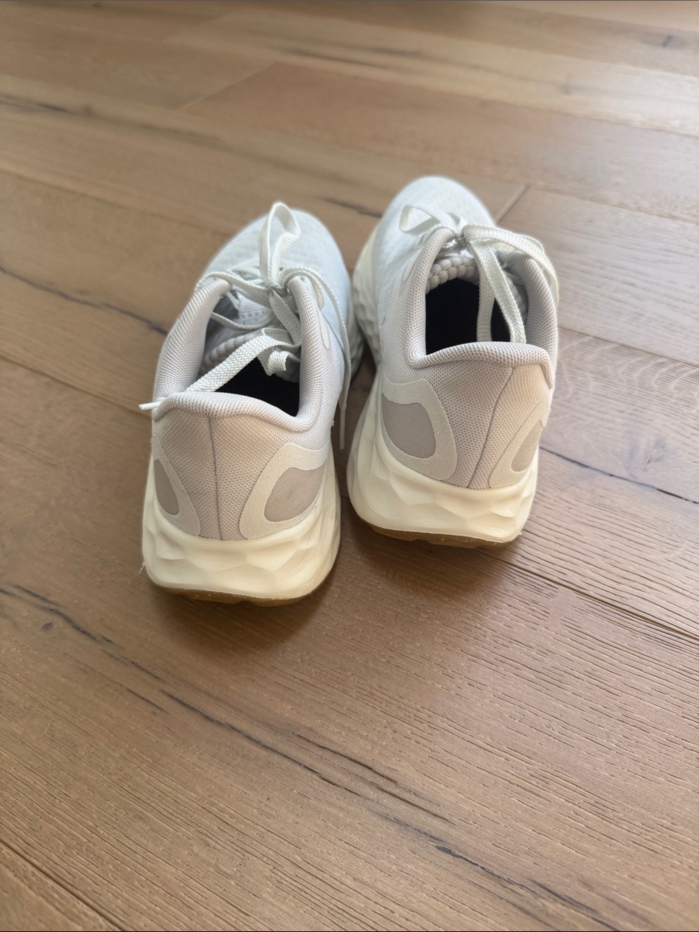 New Balance neutral sneakers - Picture 3 of 3